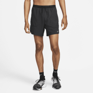 Nike Stride Dri-FIT-2-i-1-løbeshorts (18 cm) til mænd - sort