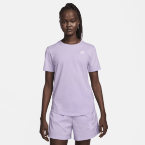 Nike Sportswear Club Essentials-T-shirt til kvinder - lilla