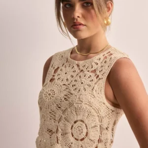 Vero Moda - Blondetoppe - Sand Dollar - Vmlili S/L Short Crochet Top Wvn Po - Toppe & t-shirts