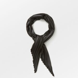 Laz Plea Scarf