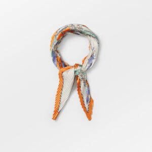 Maleiana Plea Scarf