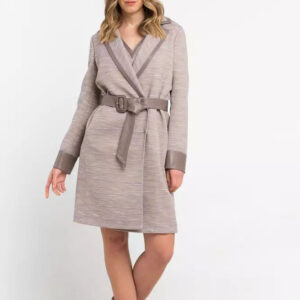 Chic Beige Cotton Kimono Coat with Contrasting Accents