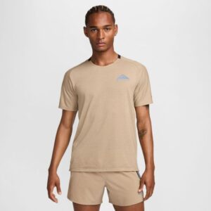 Nike Dri-fit Solar Chase Short Sleeve Tee (Herre) Str: L T-shirt Farve: Brun