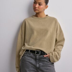 Nelly - Beige - Favorite Washed Out Sweat