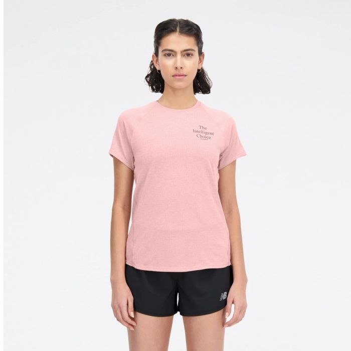 New Balance Impact T-shirt XS - Hurtigtørrende, Pink til Dame - Perfekt til Løb New Balance Impact T-shirt XS - Hurtigtørrende, Pink til Dame - Perfekt til Løb
