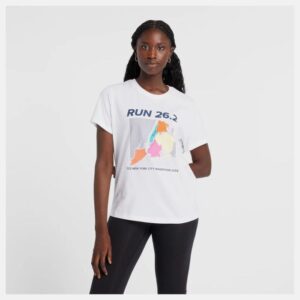 New Balance NYC Marathon T-shirt, Str. L, Hvid - 100% Bomuld til Dame, Komfortabel og Stilfuld