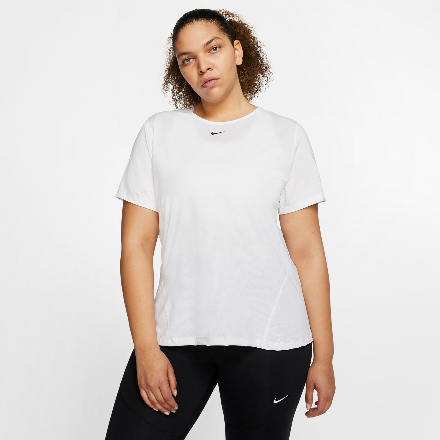 Nike Pro Mesh Tshirt Dame Hvid Nike Pro Mesh Tshirt Dame Hvid