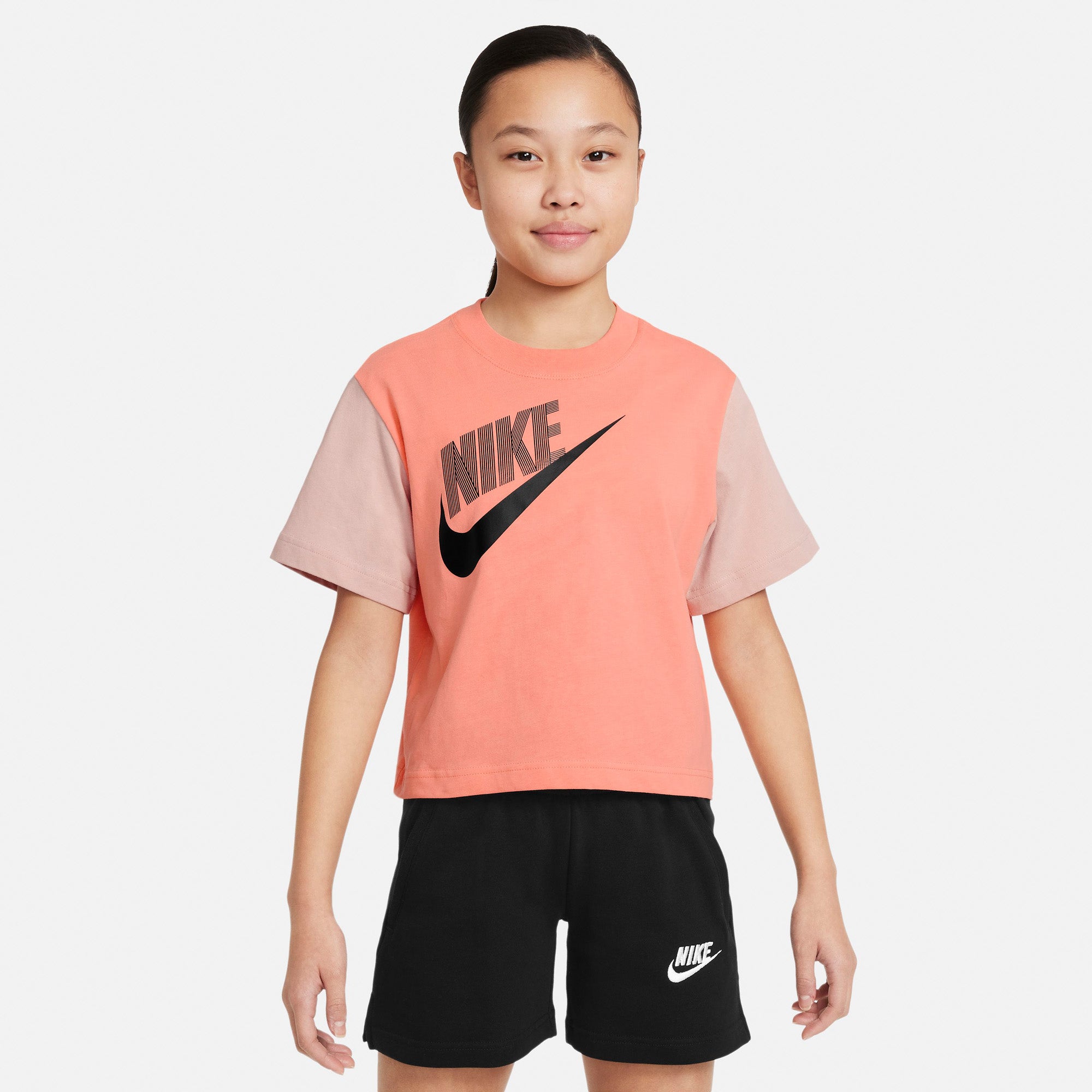 Nike Sportswear Essential Boxy Tshirt Dame 122128 / Xs Pink Nike Sportswear Essential Boxy Tshirt Dame 122128 / Xs Pink