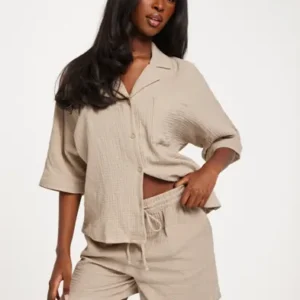 Only - Beige - Onlthyra Shorts Noos Wvn