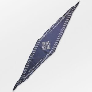 Rosea Diamond Scarf