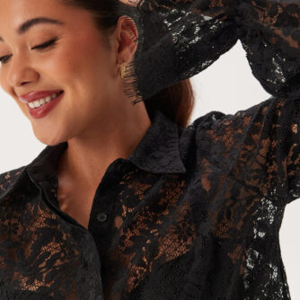 Buttoned Lace Shirt