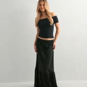 Vero Moda - Sort - Vmpretty Hw Maxi Skirt Wvn Ga Noos