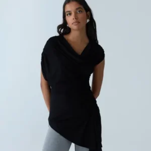Nelly - Sort - Ultimate Drape Top
