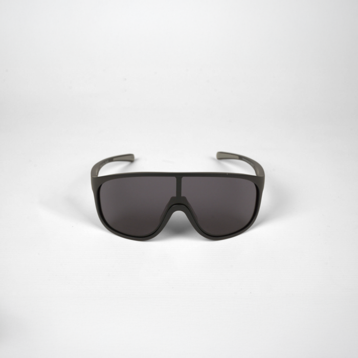 LIPATI Barcelona Bombastic Solbriller Matte Black/smoke - Perfekte til løb og udendørs aktiviteter LIPATI Barcelona Bombastic Solbriller Matte Black/smoke - Perfekte til løb og udendørs aktiviteter