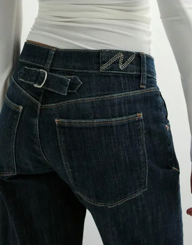 Nelly - Blå - Twisted Buckle Jeans Nelly - Blå - Twisted Buckle Jeans