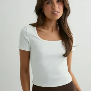 Aim'n - Hvid - Ribbed Performance Short Sleeve