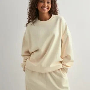 Adidas Originals - Beige - Ess Lin Crew