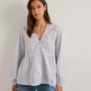Only - Hvid - Onlnora L/S V-Neck Shirt Noos Wvn