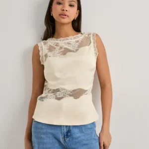 Malina - Hvid - Desire Lace Trimmed Cut Out To
