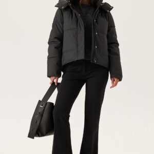 Vmgretakylie Short Coated