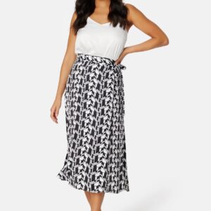 CC Wrap skirt