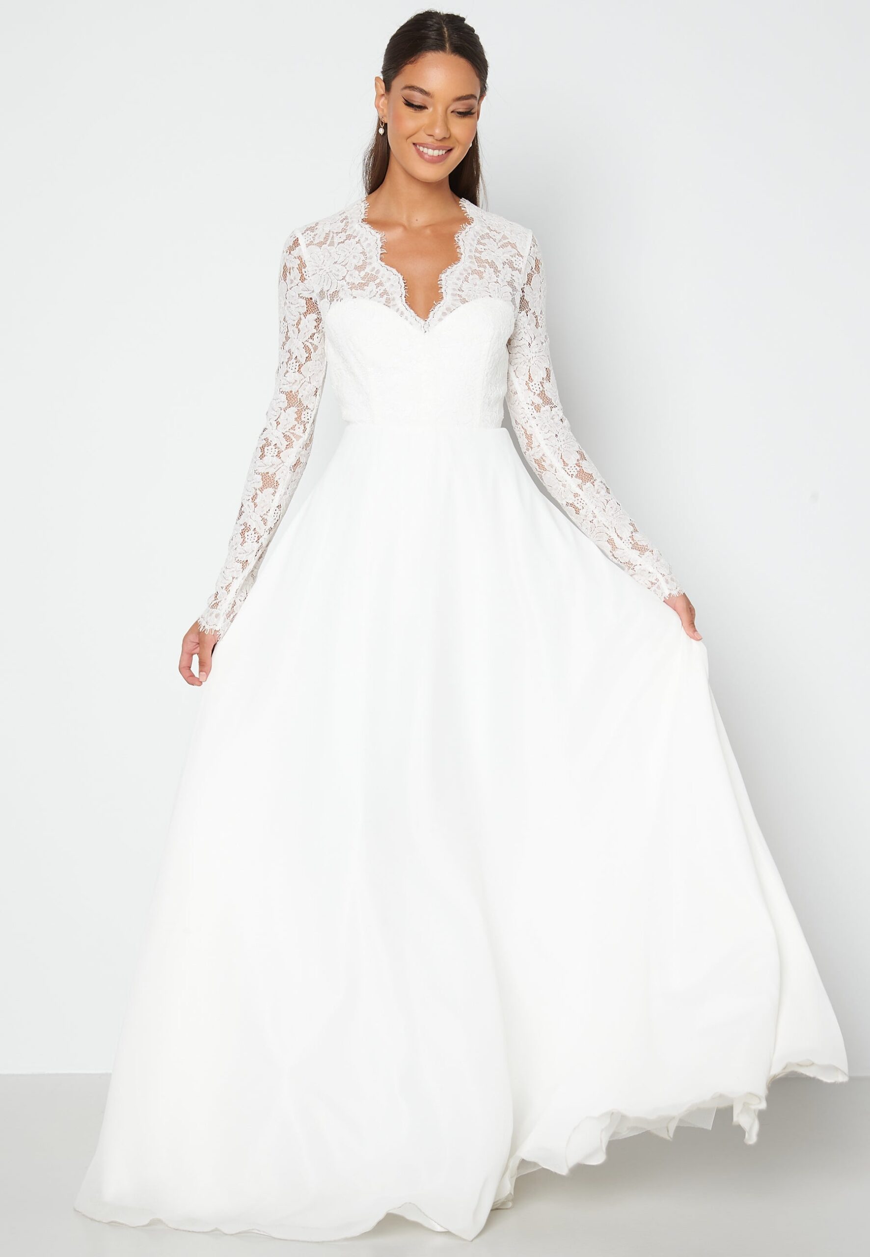 Kate lace gown Kate lace gown