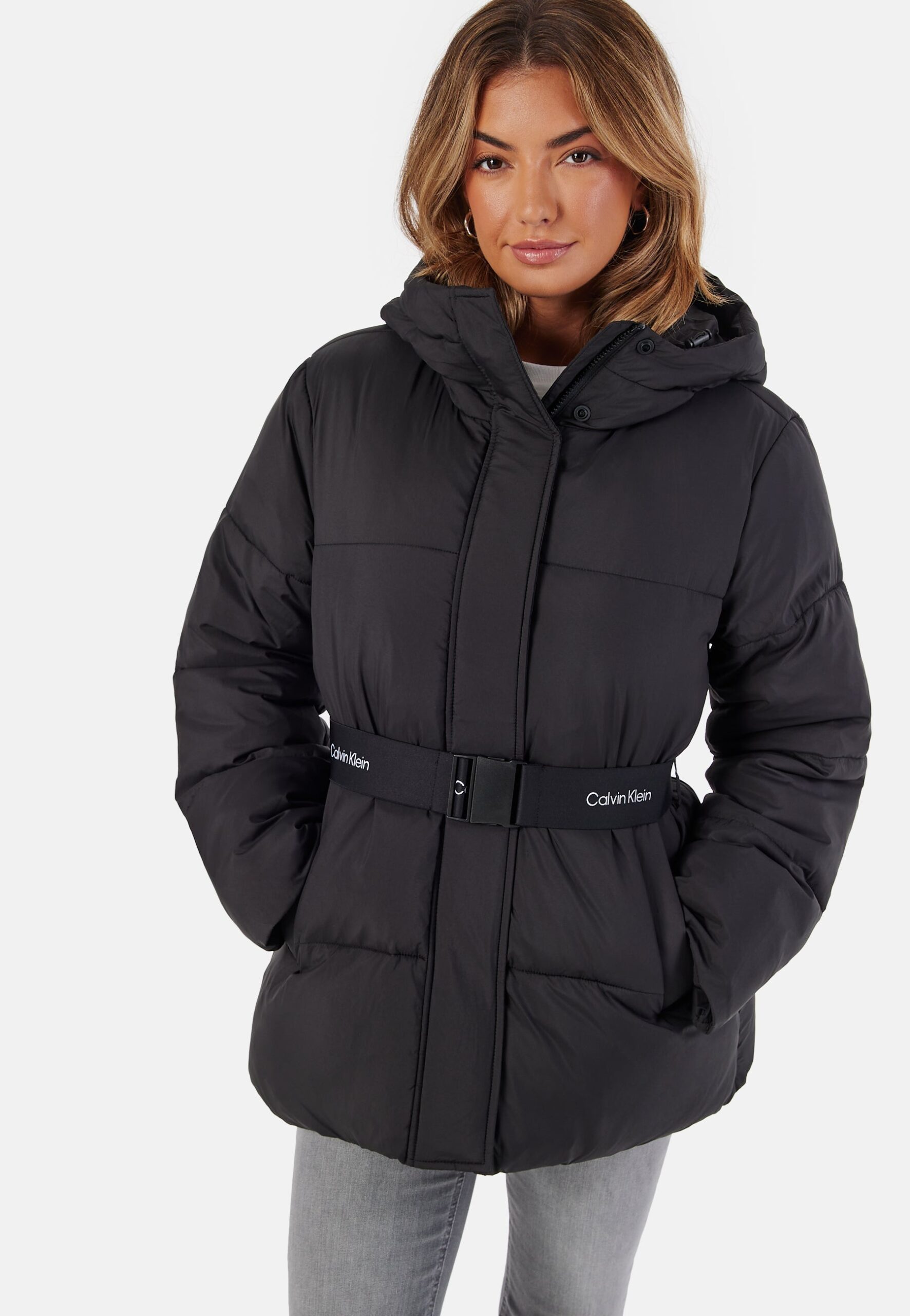 Logo Belt Short Puffer Logo Belt Short Puffer