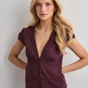 Nelly - Rød - Striped Lace Detail Blouse
