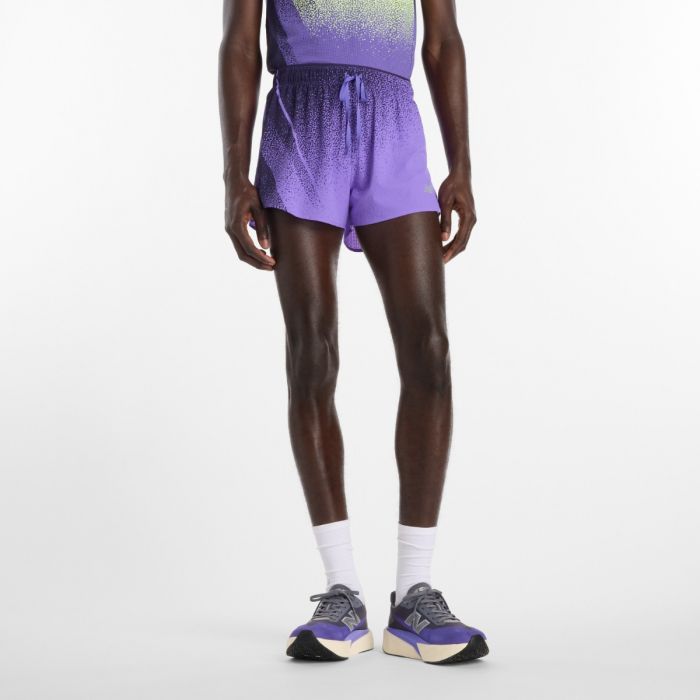 New Balance RC Ultra Light Printed Shorts 3 Inch Str. L Lilla Herre New Balance RC Ultra Light Printed Shorts 3 Inch Str. L Lilla Herre