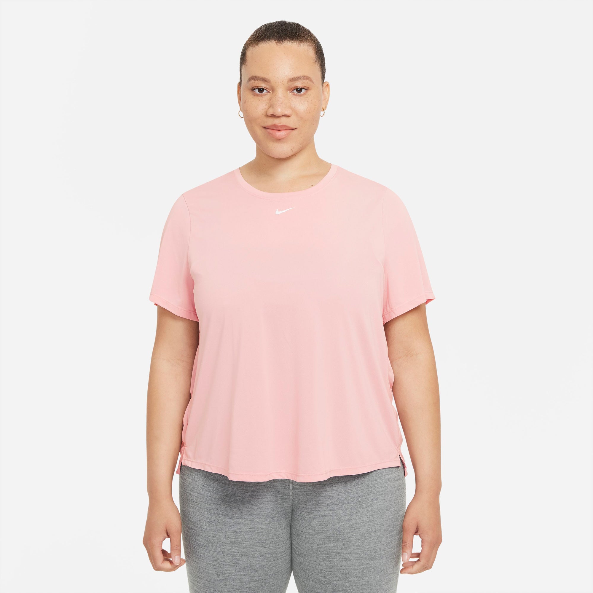Nike Drifit One Trænings Tshirt (plus Size) Dame Pink Nike Drifit One Trænings Tshirt (plus Size) Dame Pink