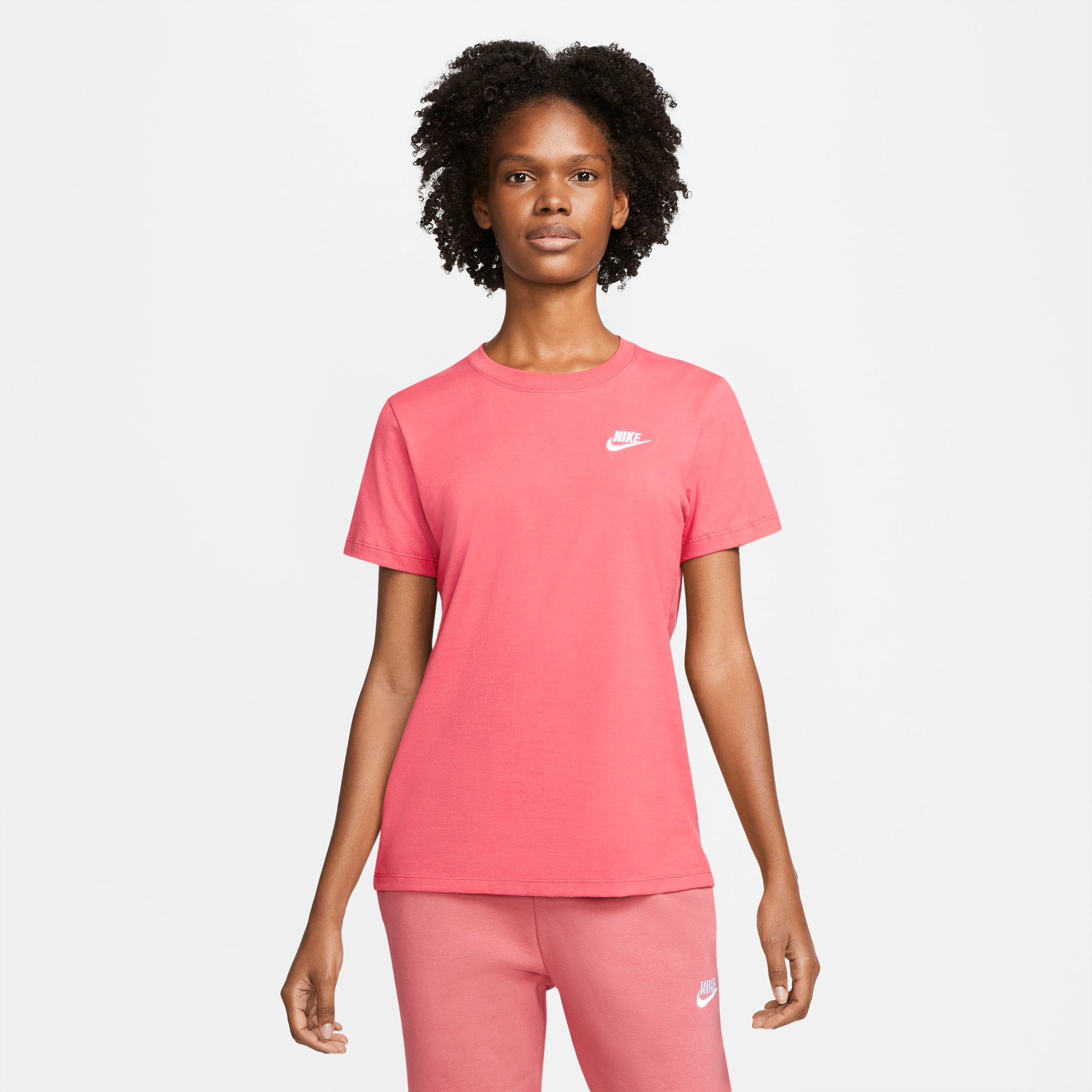 Nike Sportswear Club Tshirt Dame Xs Pink Nike Sportswear Club Tshirt Dame Xs Pink