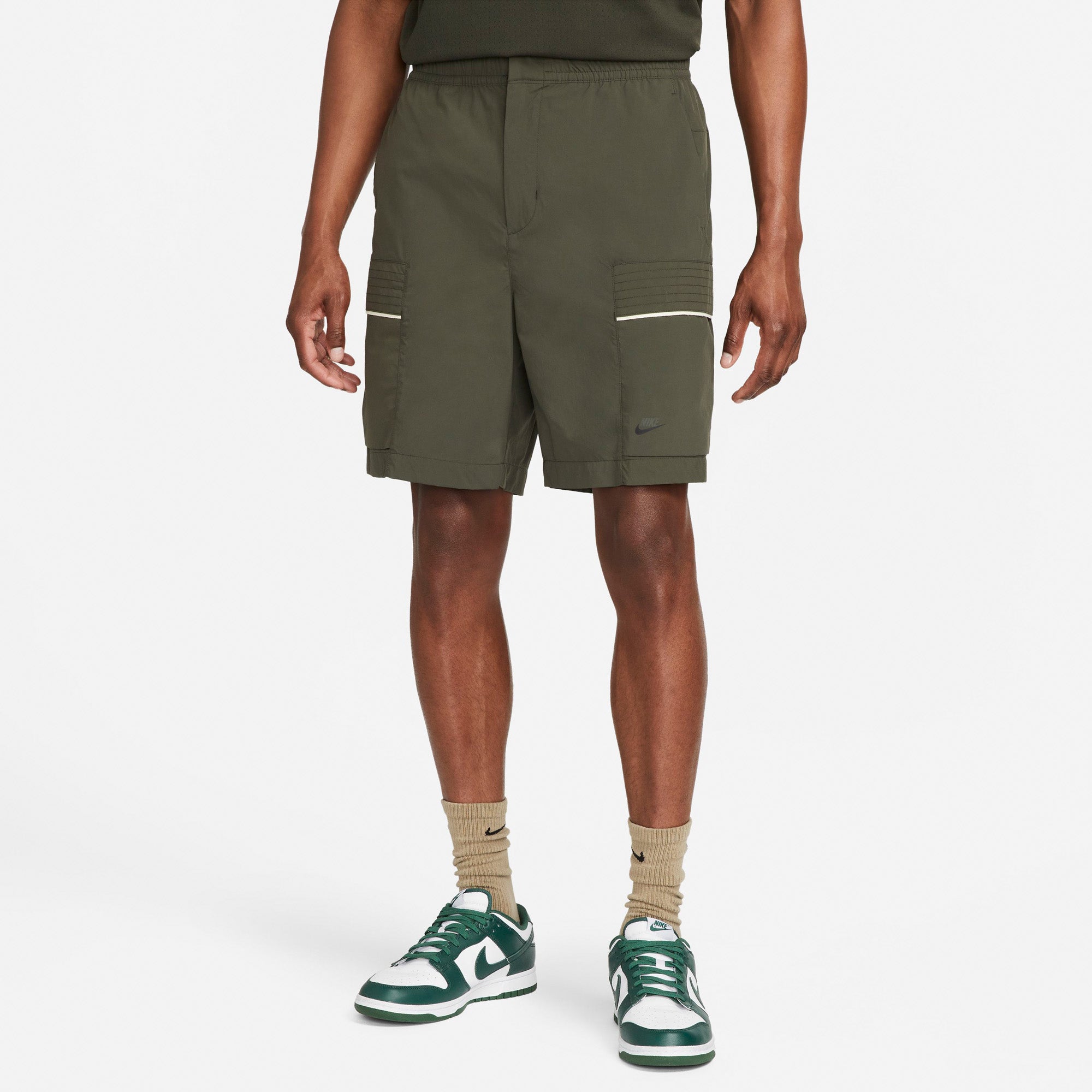 Nike Sportswear Style Essentials Woven Utility Shorts Herre Grøn Nike Sportswear Style Essentials Woven Utility Shorts Herre Grøn