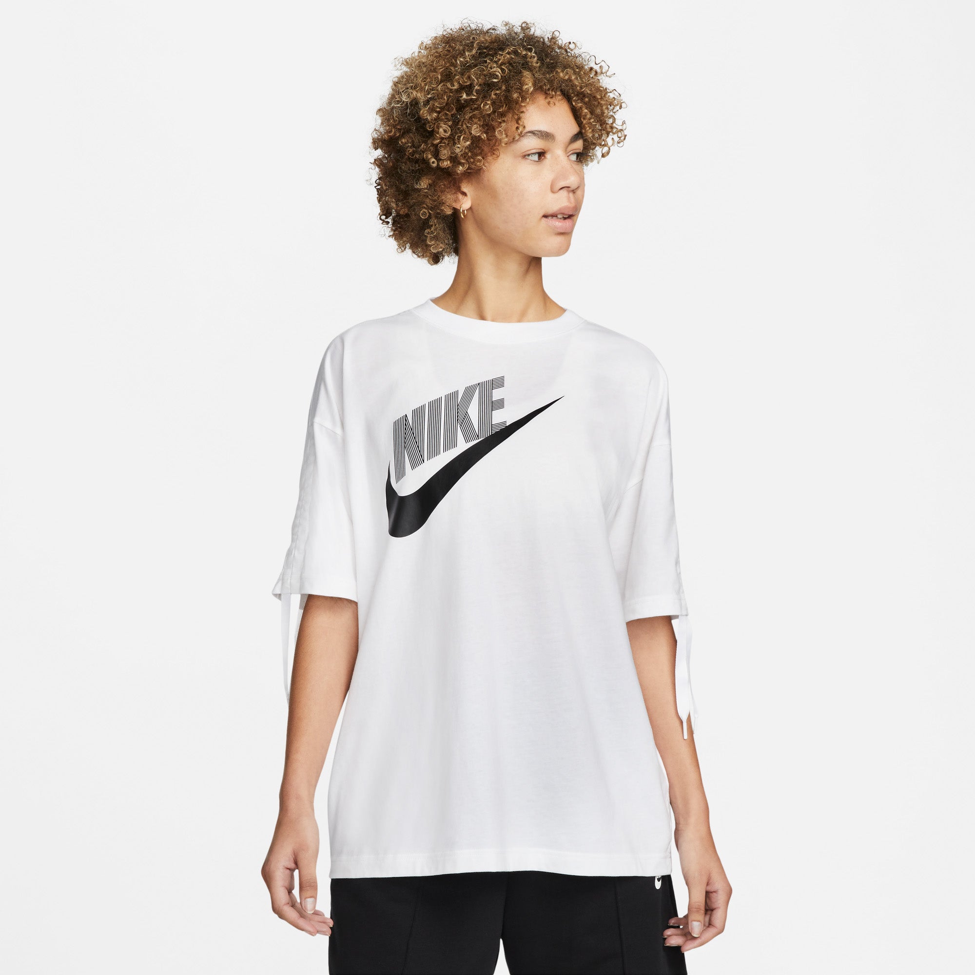 Nike Sportswear Tshirt Dame Xl Hvid Nike Sportswear Tshirt Dame Xl Hvid