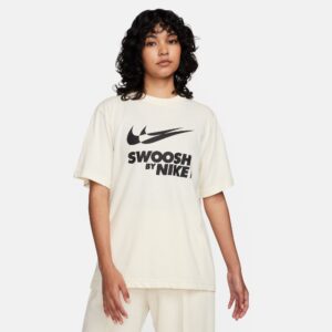 Nike Sportswear Tshirt Dame Xs Hvid
