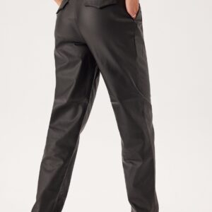 Objmelba Tapered Coated Pant