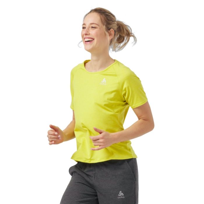 Odlo T-shirt Korte Ærmer Crew Neck Run Easy Str. XS Dame - Gul til komfortabel løbetræning Odlo T-shirt Korte Ærmer Crew Neck Run Easy Str. XS Dame - Gul til komfortabel løbetræning