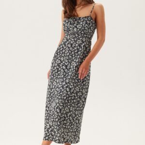 Onlnelly Life Alexa Midi Dress