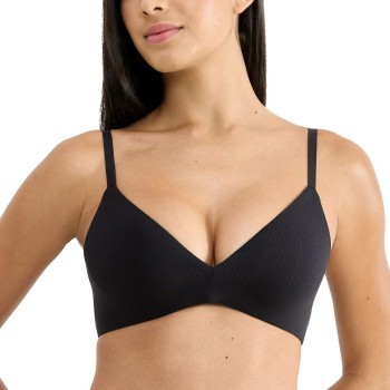 Sloggi BH ZERO Feel Pure Push-Up Bra Sort Small Dame Sloggi BH ZERO Feel Pure Push-Up Bra Sort Small Dame