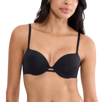 Triumph BH Body Make-Up Illusion WHP EX Sort B 70 Dame Triumph BH Body Make-Up Illusion WHP EX Sort B 70 Dame