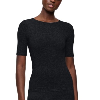 Triumph Beauty Layers Short Sleeve Wool Top Sort uld Small Dame Triumph Beauty Layers Short Sleeve Wool Top Sort uld Small Dame