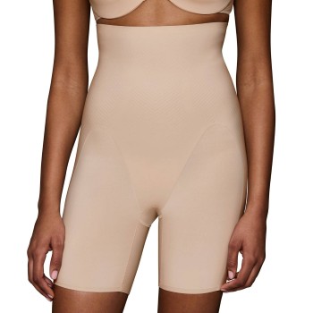 Triumph Trusser High Waist Medium Shaping Long Panty Beige Small Dame Triumph Trusser High Waist Medium Shaping Long Panty Beige Small Dame