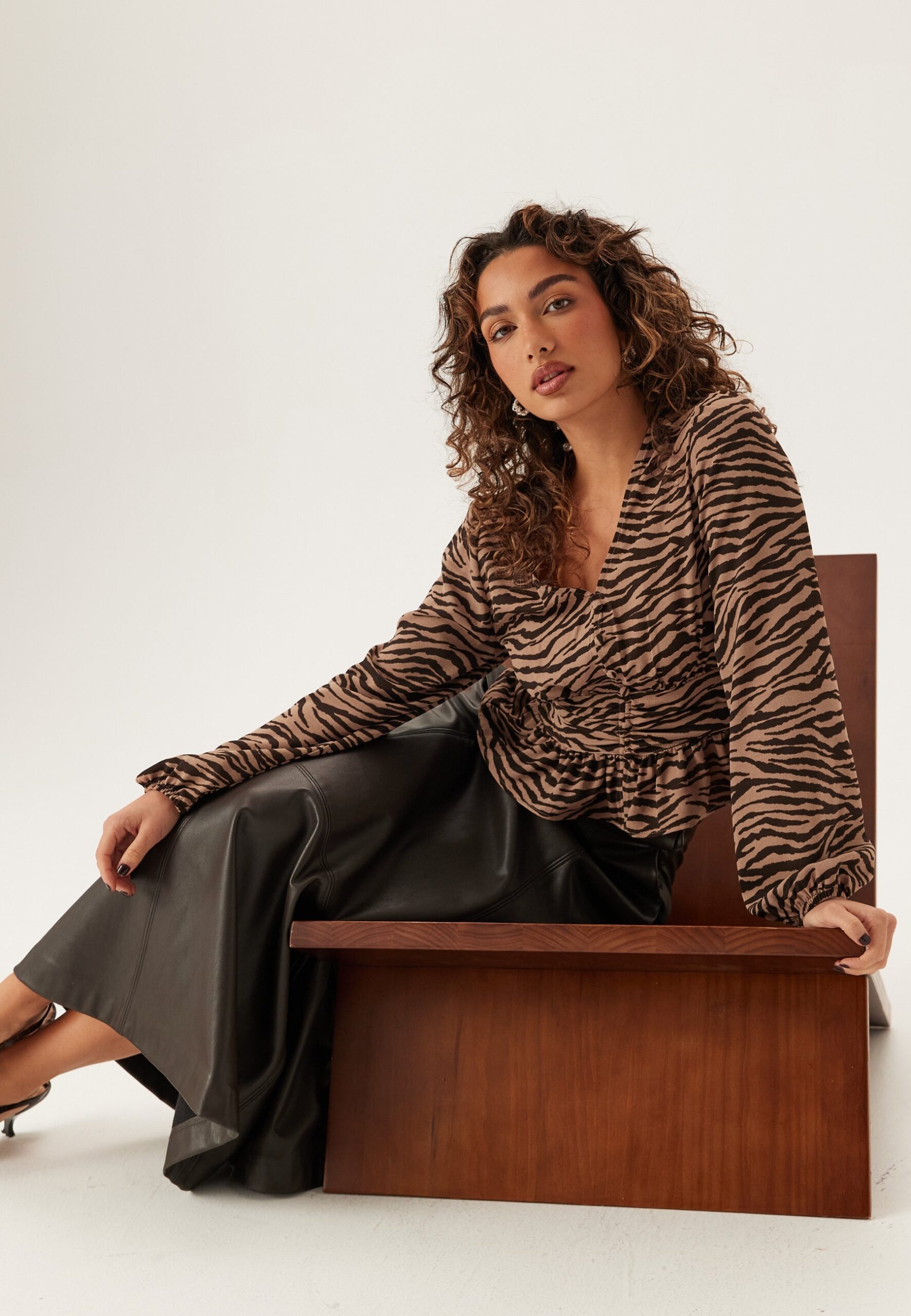 V-neck Button Blouse V-neck Button Blouse