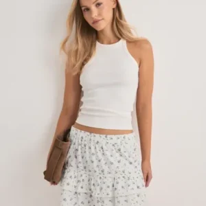 Vero Moda - Hvid - Vmtrine Nw Short Skirt Wvn Noos