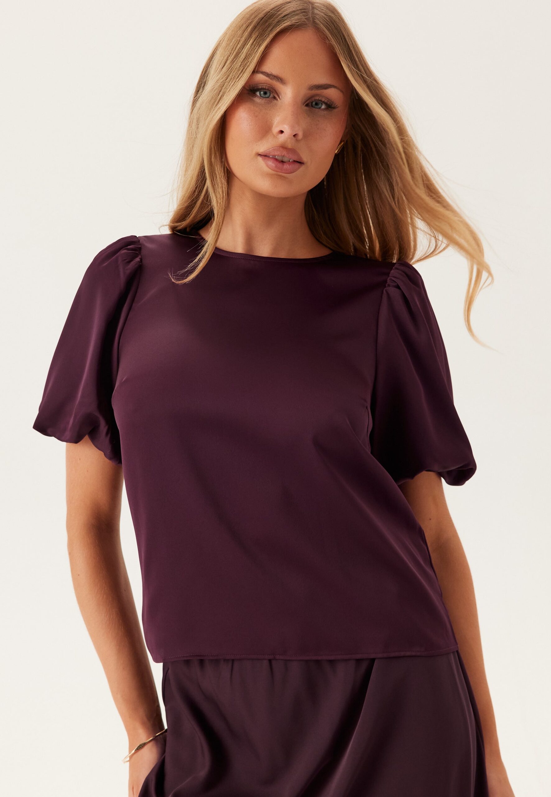 Viellette 2/4 SATIN PUFF TOP S Viellette 2/4 SATIN PUFF TOP S