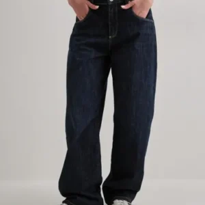 Nelly - Blå - Twisted Barrel Buckle Jeans