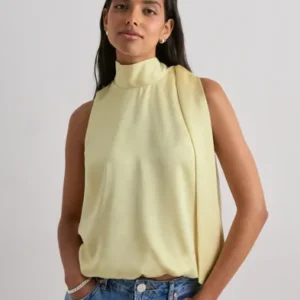 Neo Noir - Gul - Veda Heavy Sateen Top
