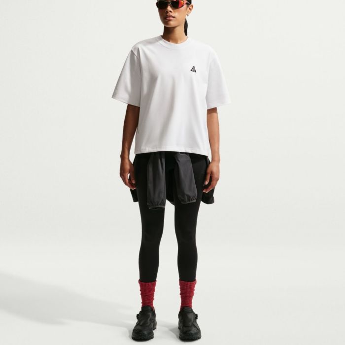 Nike ACG SS Tee Str. L Hvid Dame Nike ACG SS Tee Str. L Hvid Dame