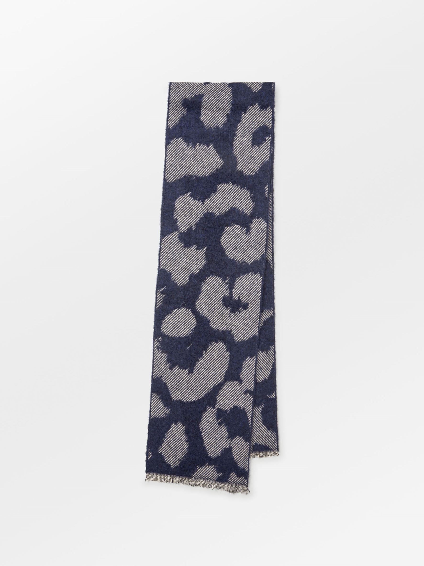 Graphileola Wool Scarf Graphileola Wool Scarf