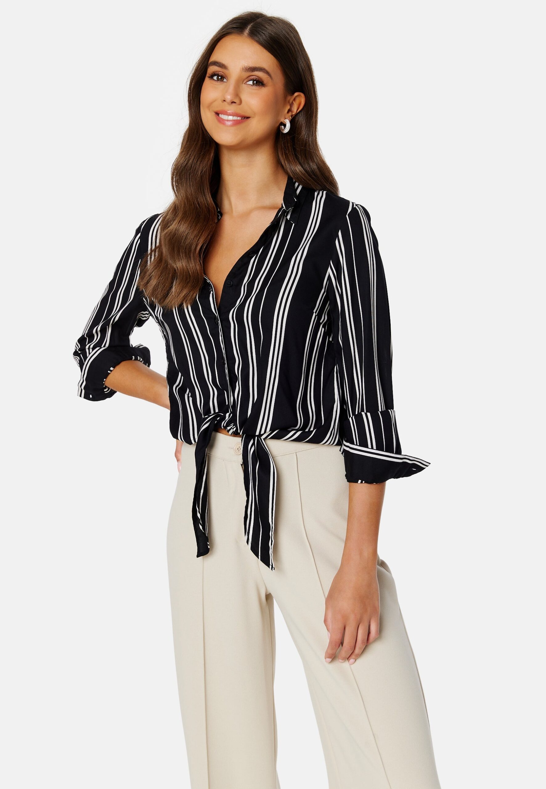 Leona knot shirt Leona knot shirt