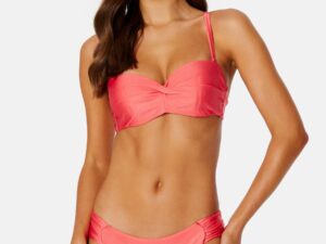 Mila twisted bikini top